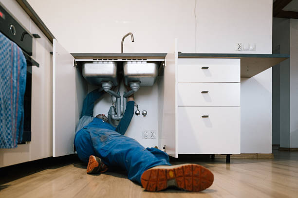 Professional Leak Detection technician working in White Pigeon, MI